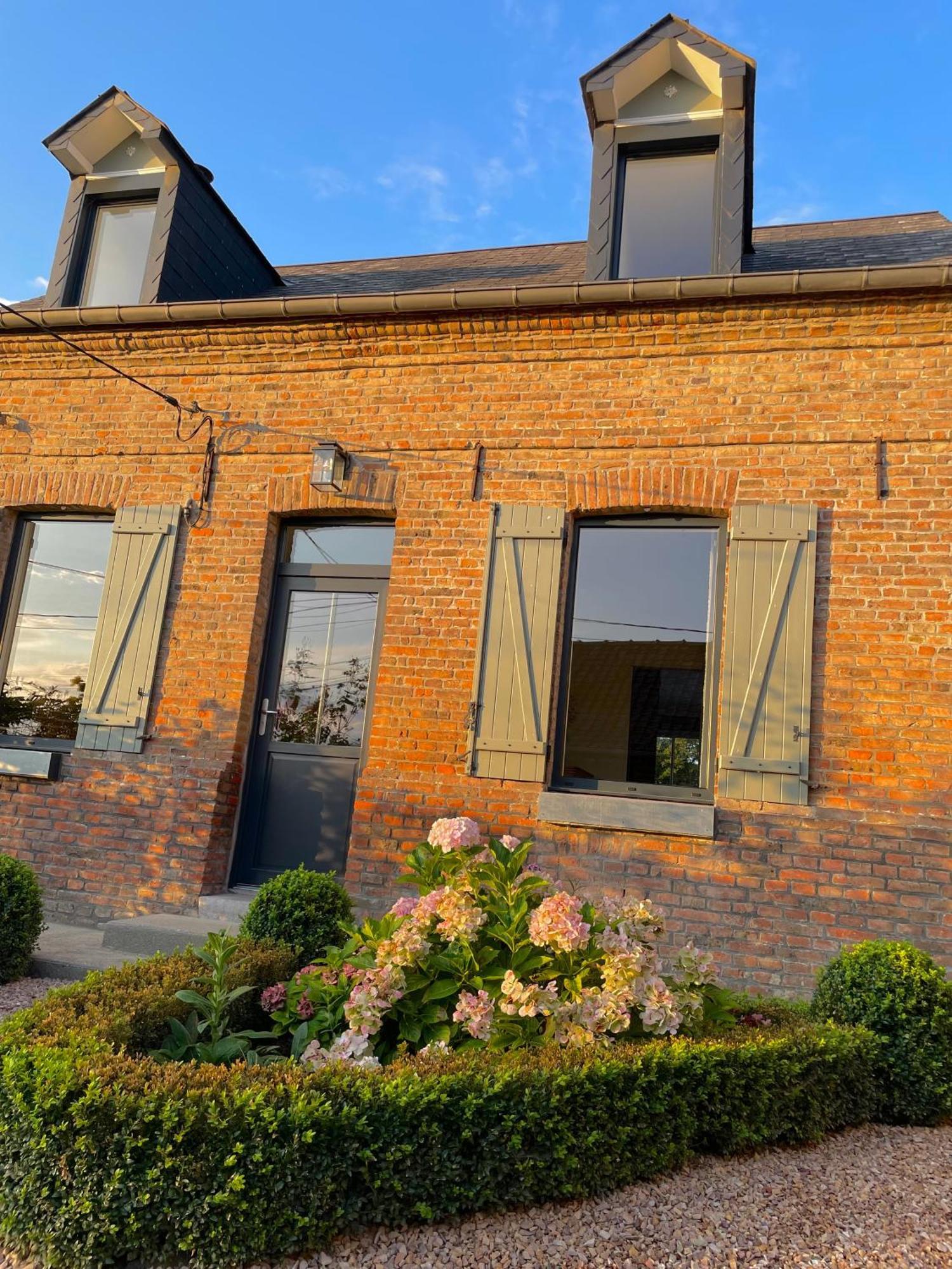 Les Charmes De Villers Huchenneville Extérieur photo